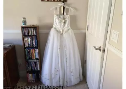 Wedding Dress/Prom Dress